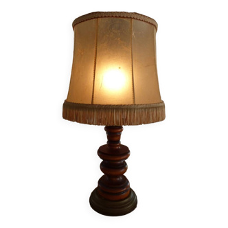 Lampe en merisier