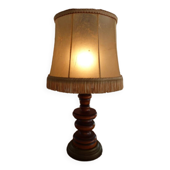 Cherry wood lamp and its leather shade