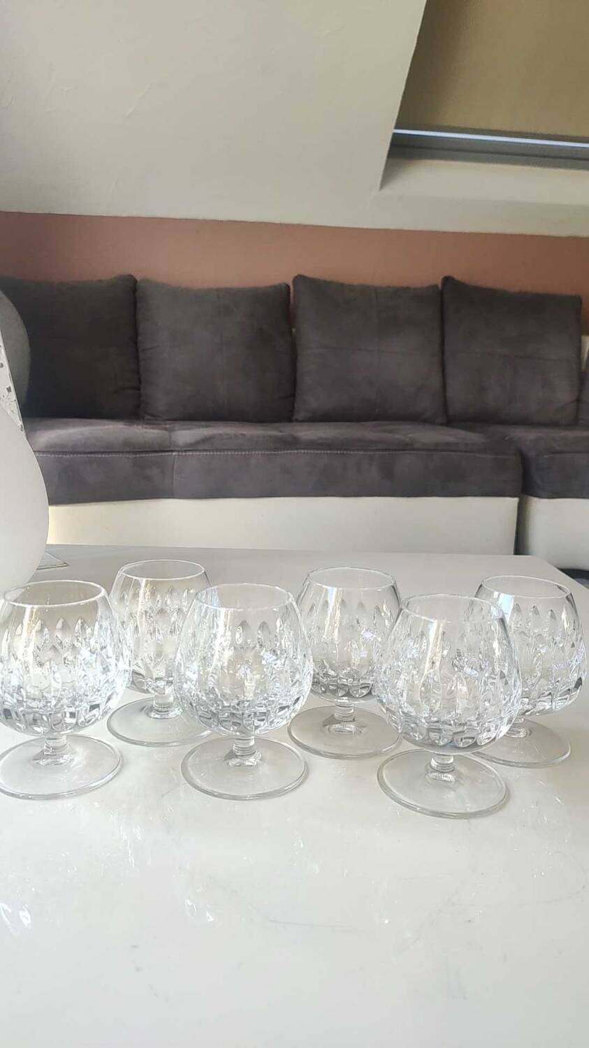 Lot 6 x High quality cut crystal Cognac glasses. Gorham/Althéa model. Double-row scale design