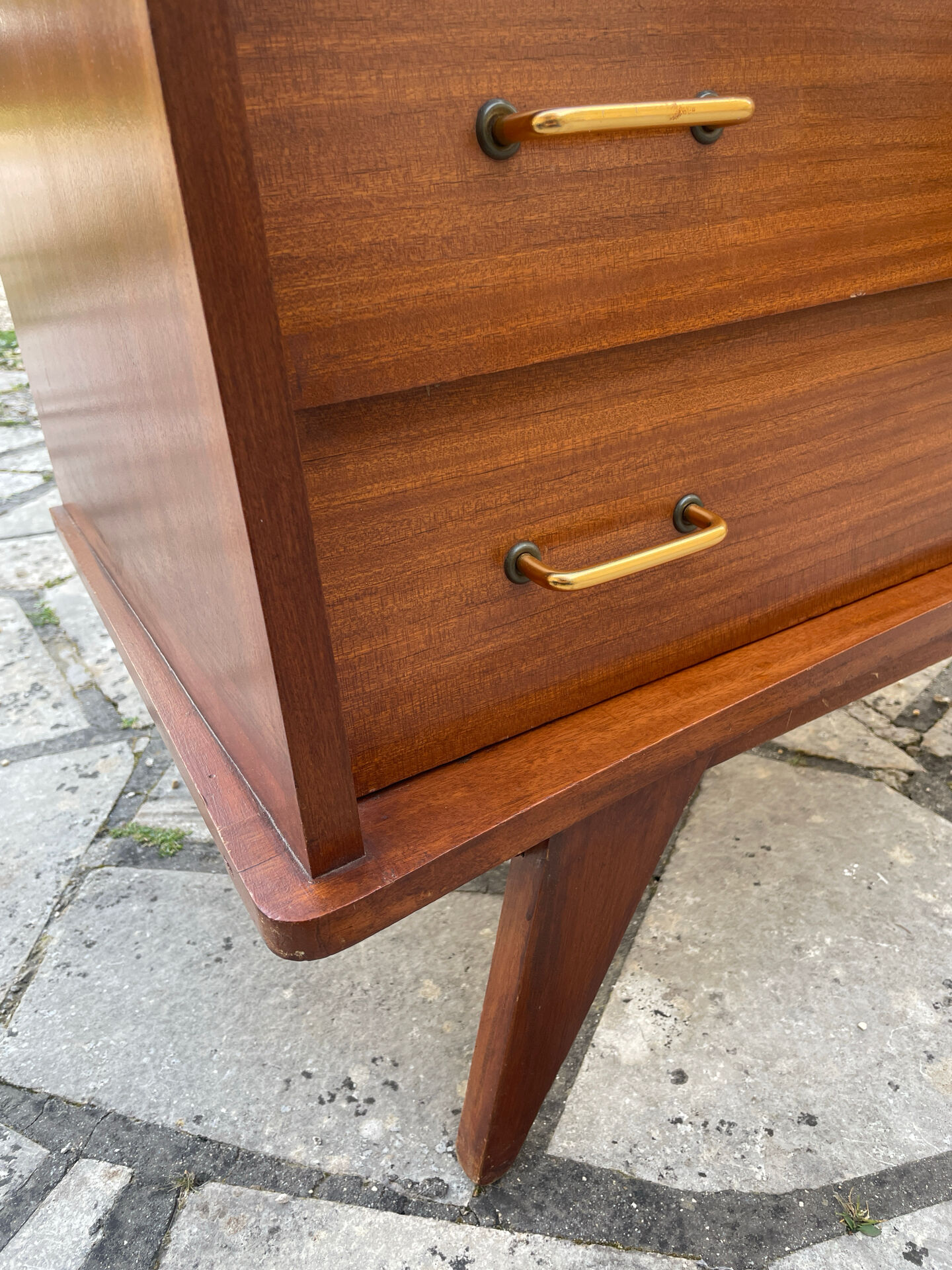Commode vintage pieds compas 