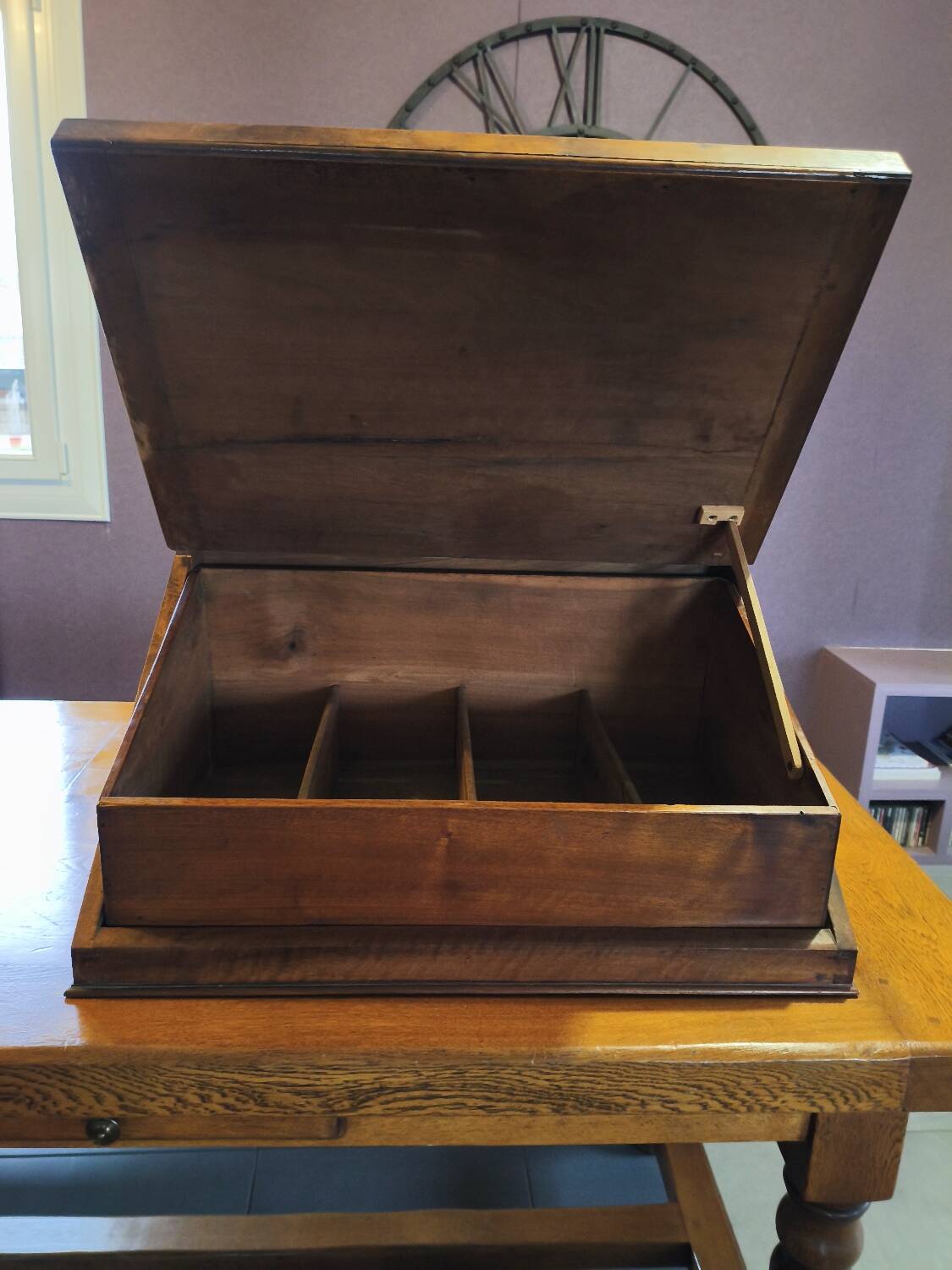 Meuble d'église pour missels