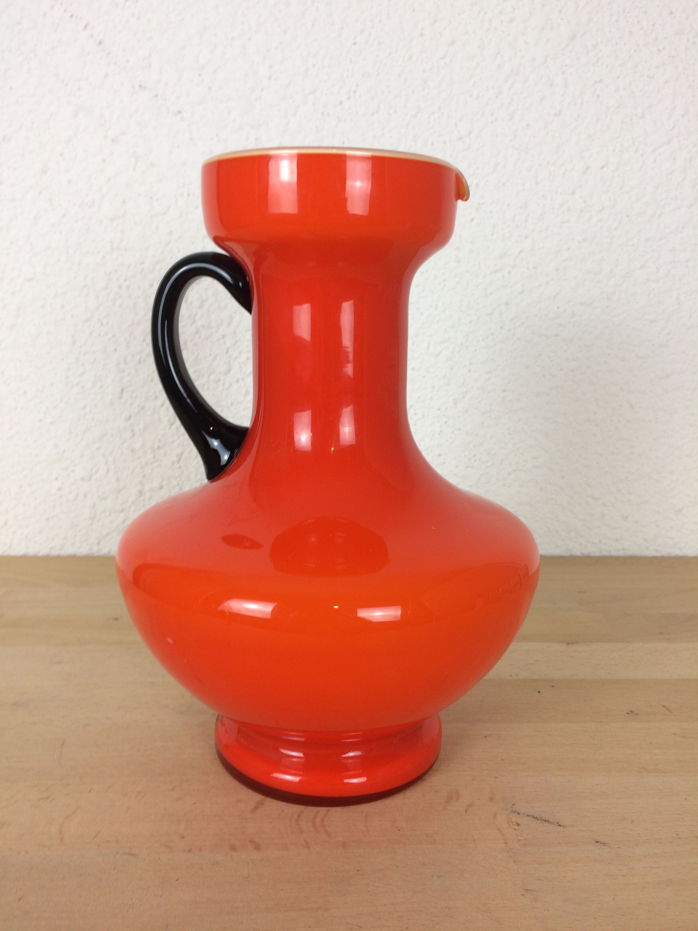 70's orange glass vase