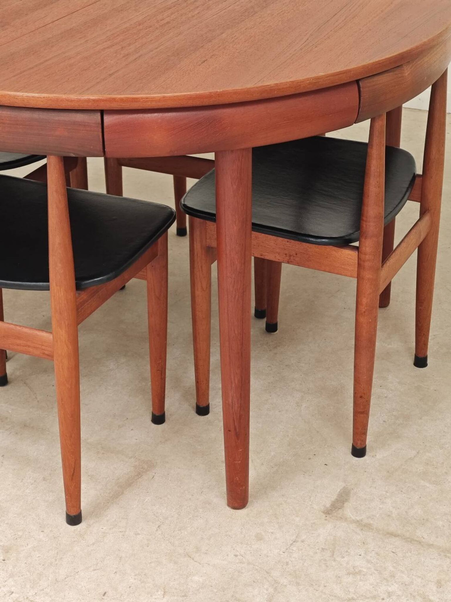 Table de repas et 4 chaises par Hans Olsen pour Frem Rojle  Danemark
