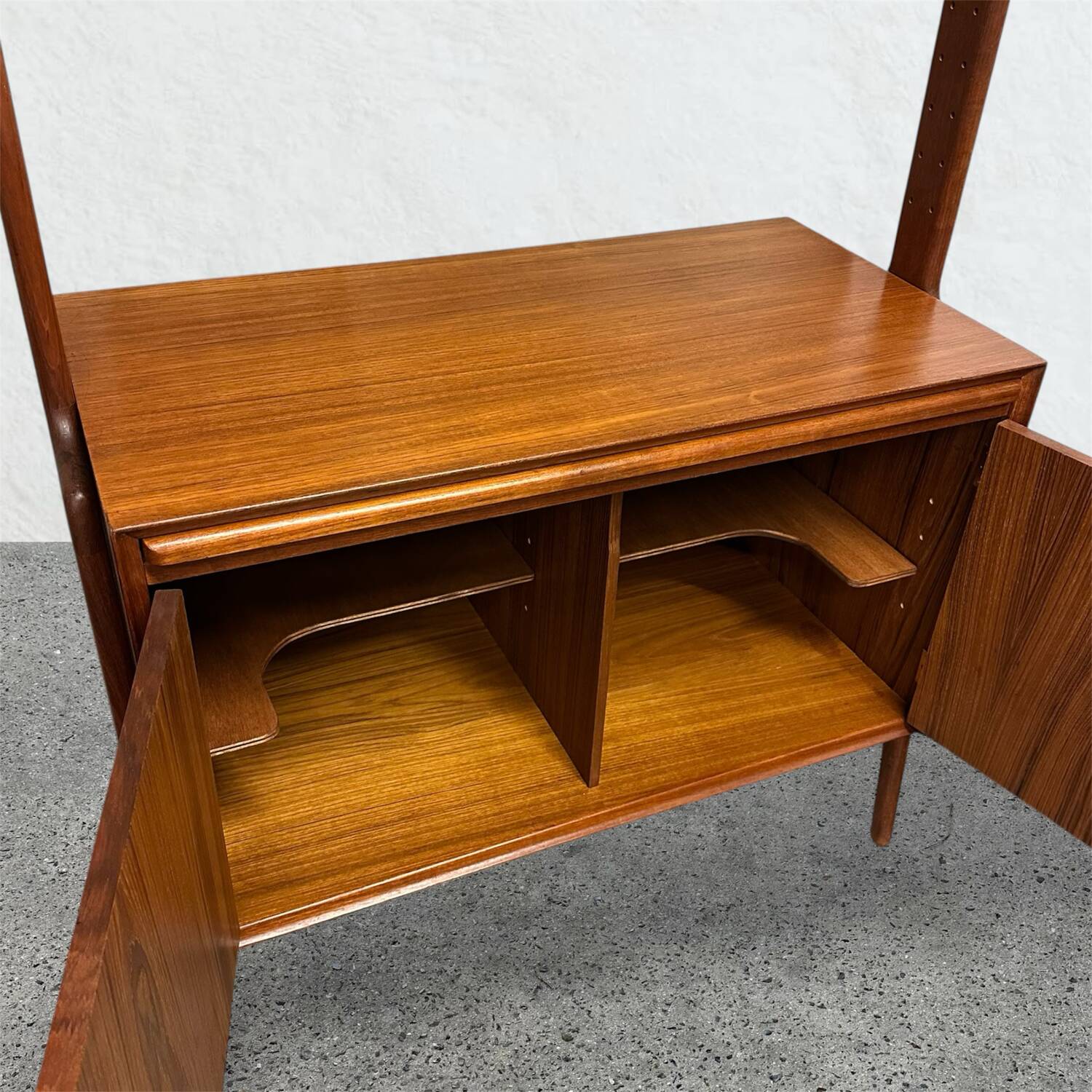 Modular bookshelf by Arne Hovmand Olsen, 1960