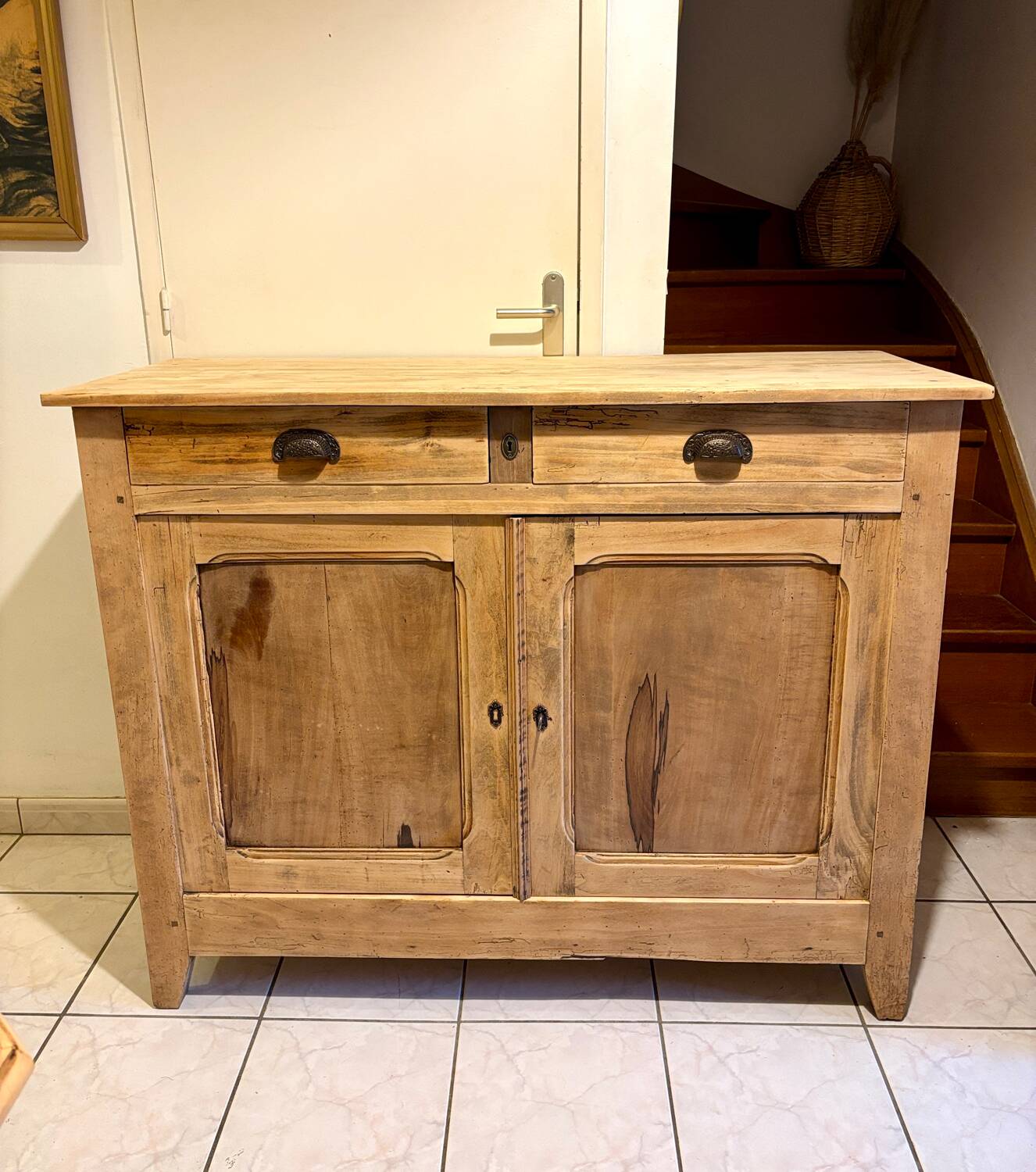 Parisian buffet in raw wood