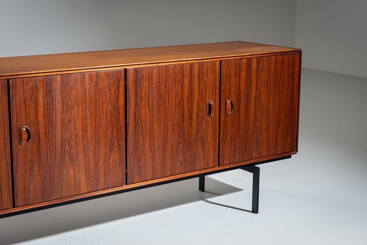 Fristho Franeker large sideboard in rosewood The Netherlands 1960