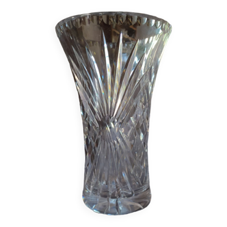 Vase en verre taillé