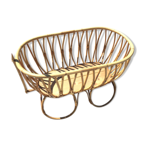Lit pour bébés vintage - rotin