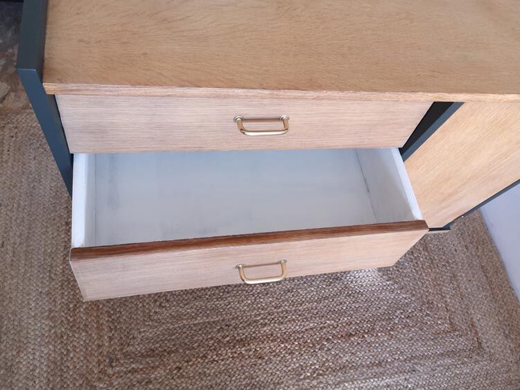 Dresser of the 60s