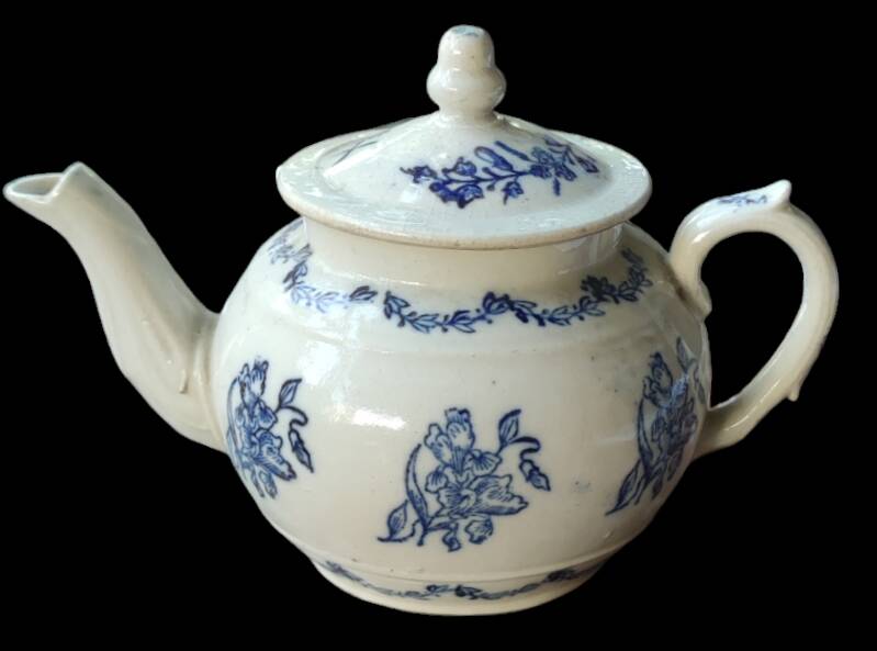 Old small Saint Uze teapot