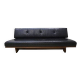 4-seater leather sofa bed