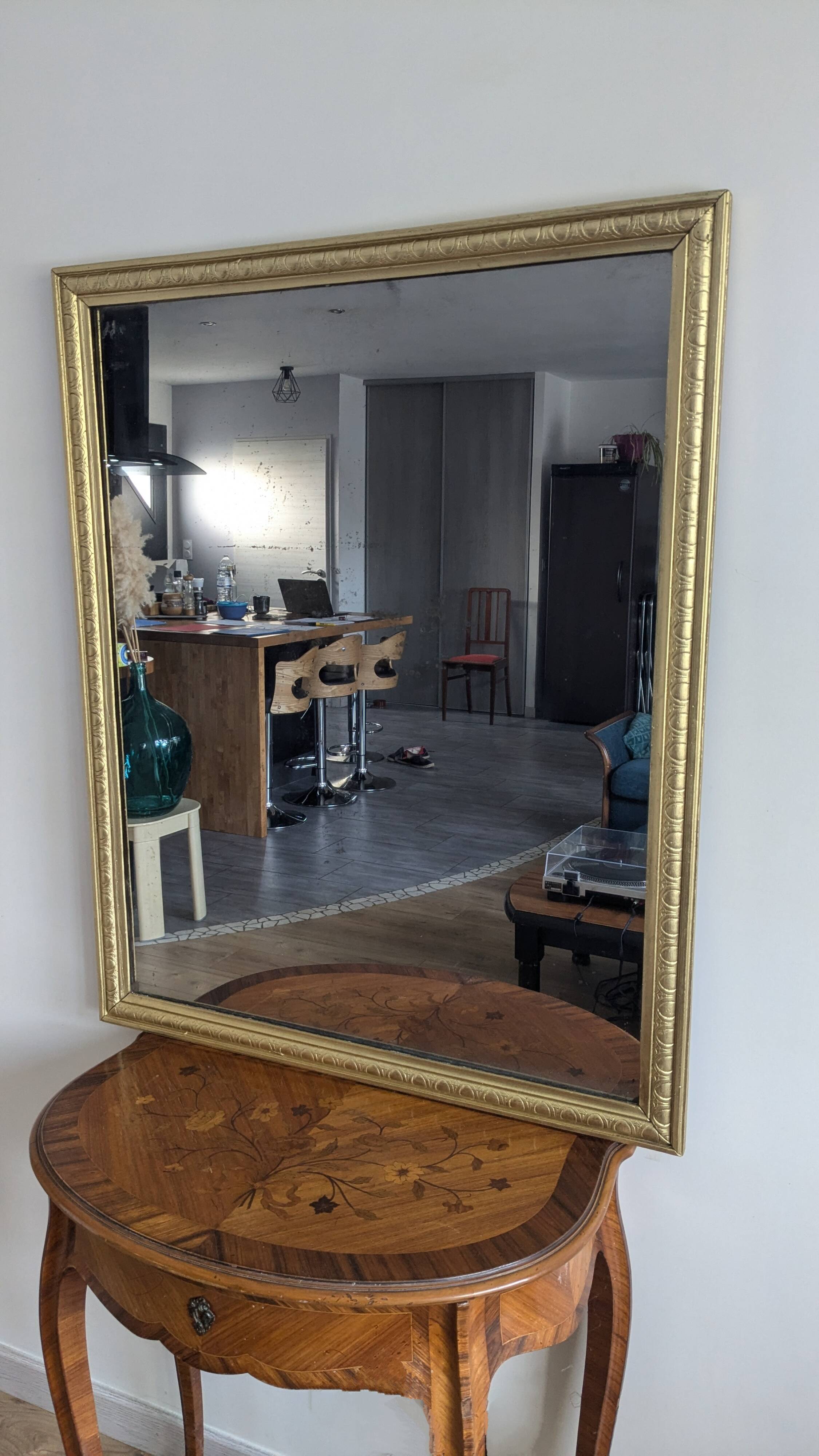 Large gilded wooden mirror 78 x 96 cm