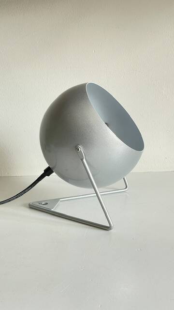 BULB Shape LAMP 90s