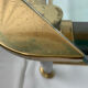 Table basse en verre et laiton