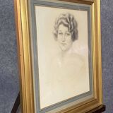 Gaston de Cirmeuse (1886-1963): Portrait of a young woman in charcoal around 1920