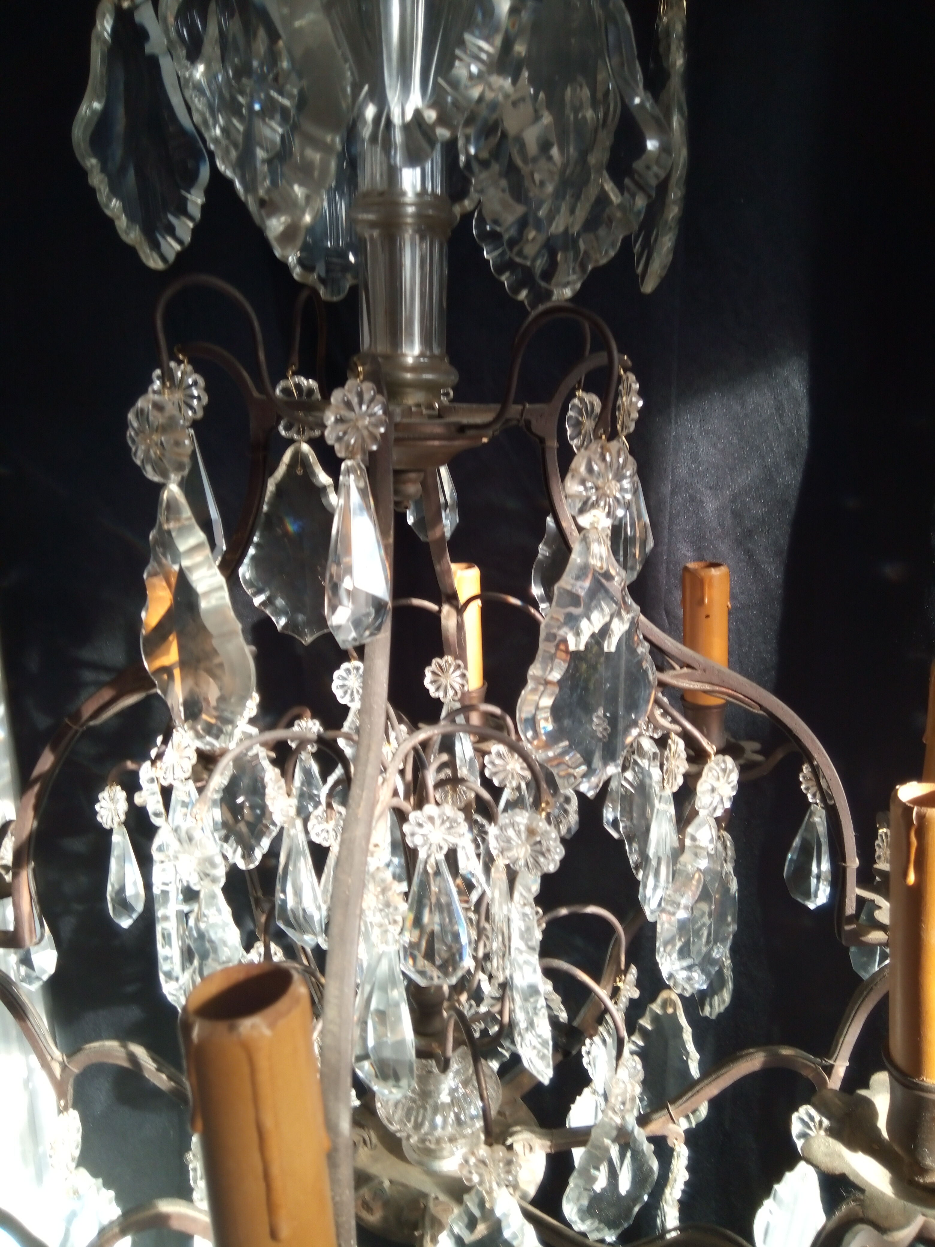 Old chandelier with tassels, bronze and crystal, 8 lights. Louis XV style.