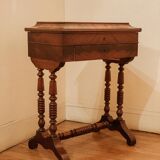 Table d'appoint en bois ancienne