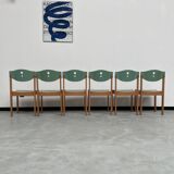 6 community chairs from the 80s