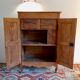 Buffet artisanal en bois massif