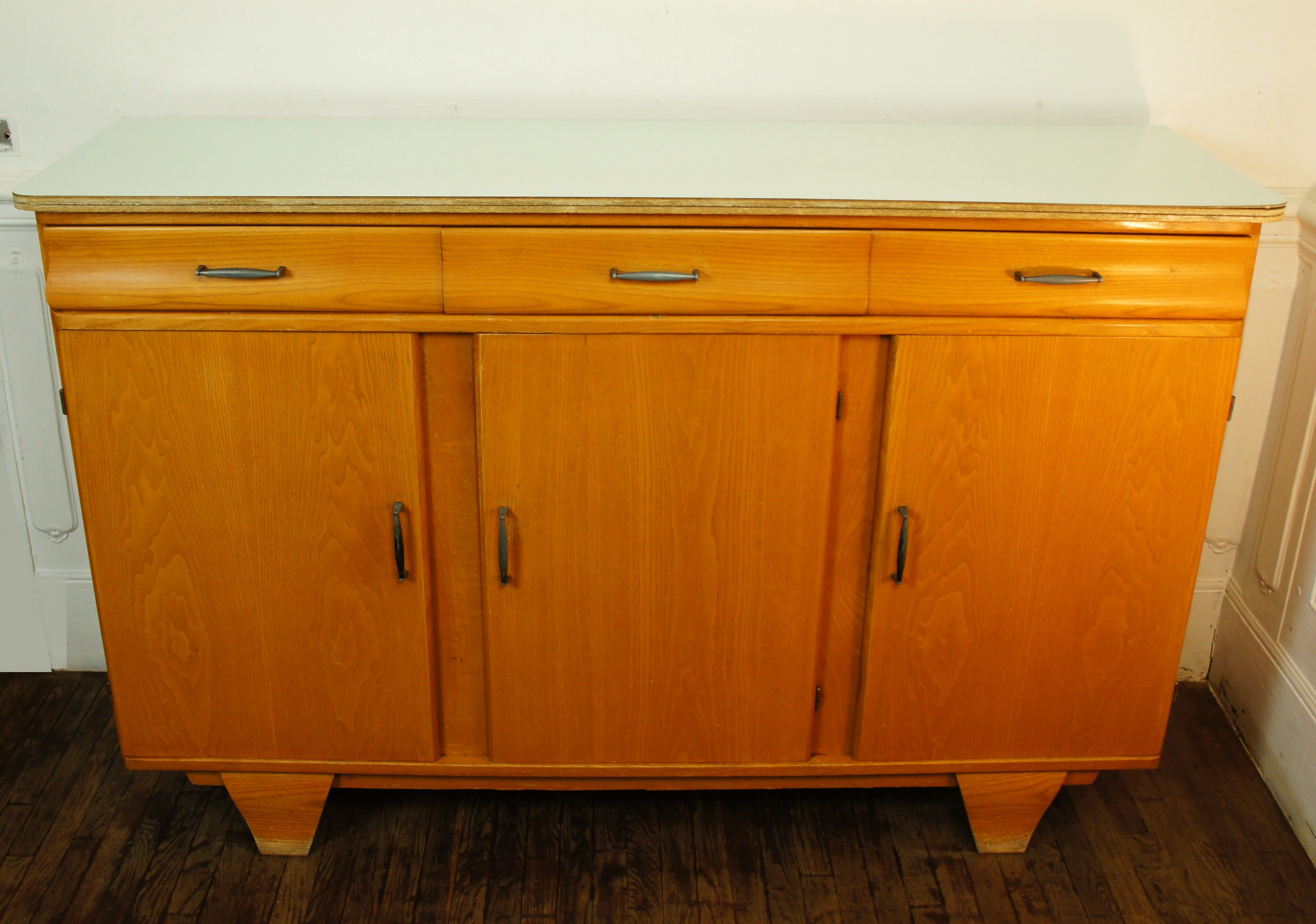 Buffet "Mado" 2 beech and Formica bodies