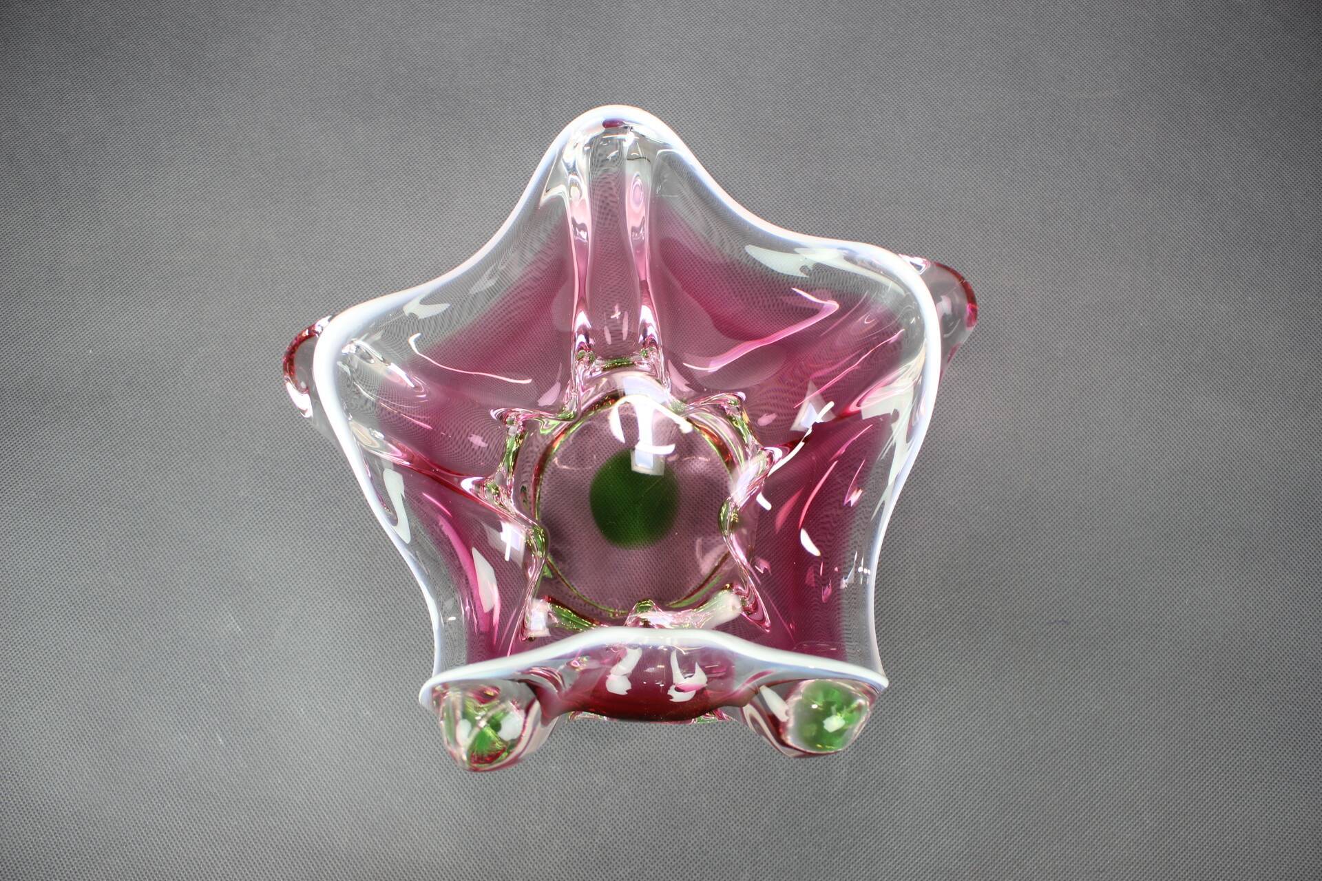 Mid-century pink and green Czech art glass bowl by Josef Hospodka.