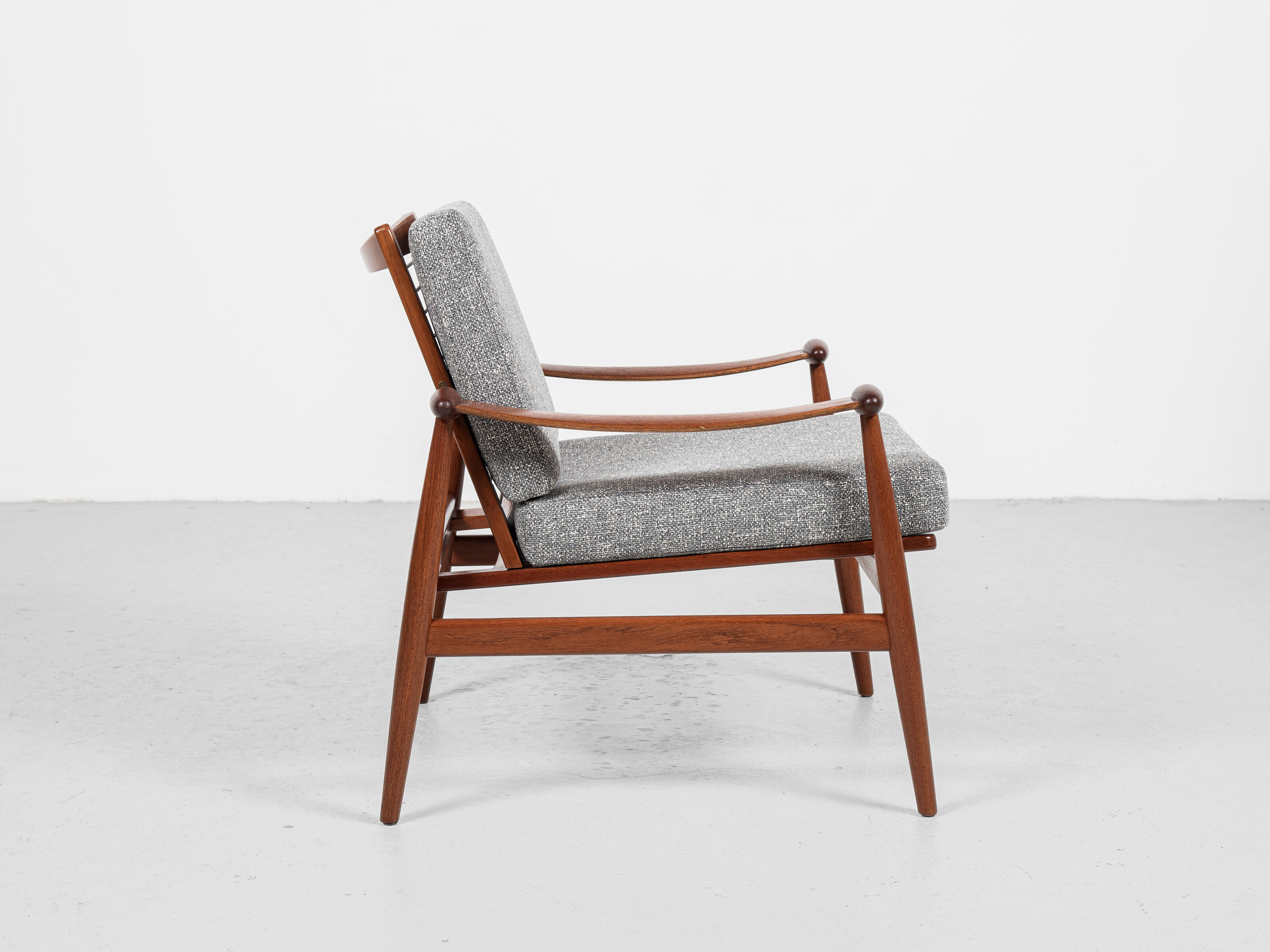 Midcentury Danish Spade Chair in teak by Finn Juhl for France & Søn 1960s