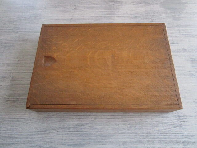 Old yellow dwarf games, oak box