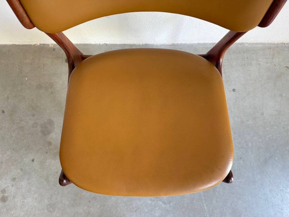 Ensemble de chaises vintage en skaï et palissandre