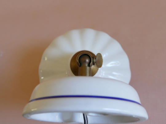 White porcelain wall lamp with blue border