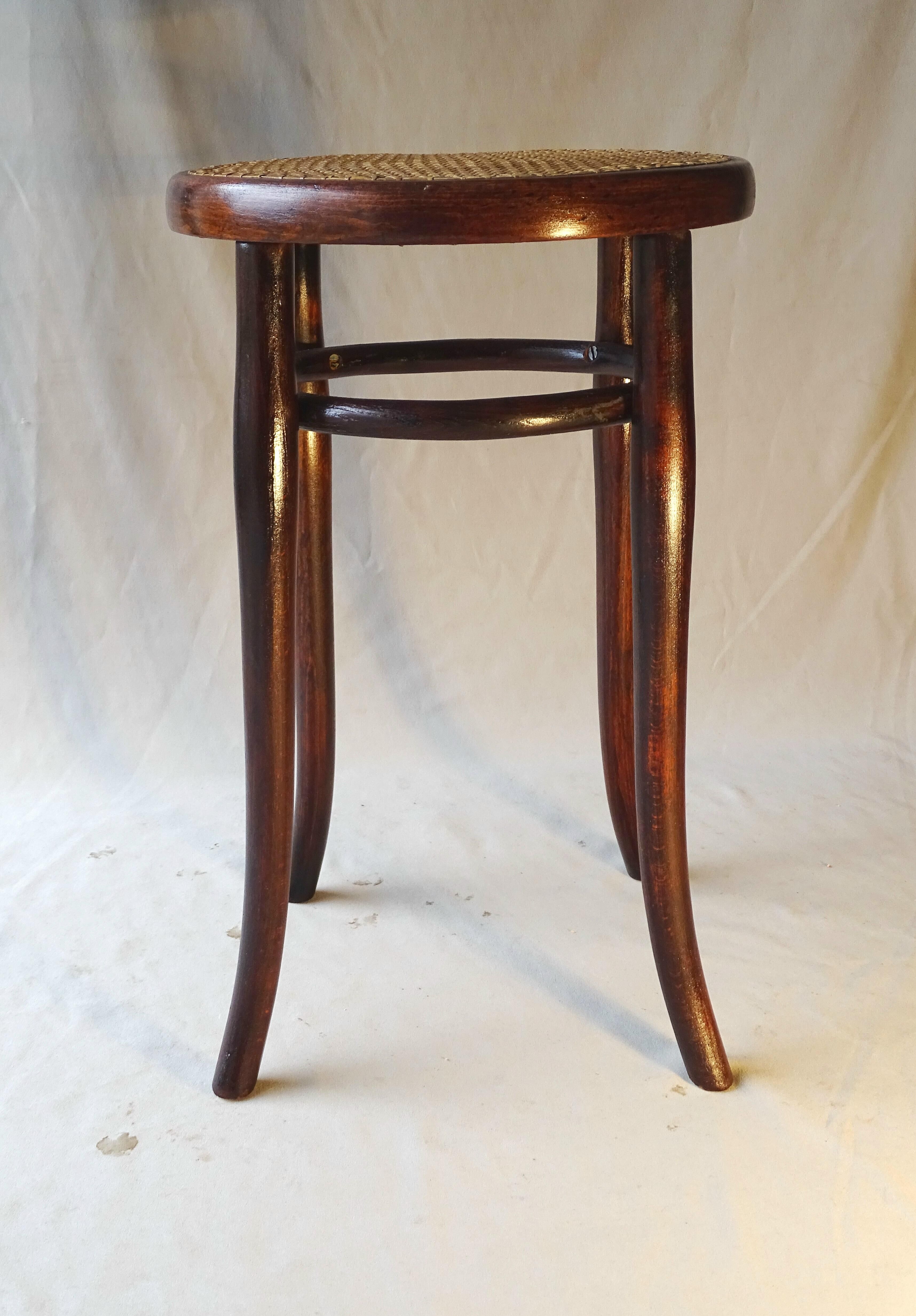 Cane 1900 piano Thonet stool