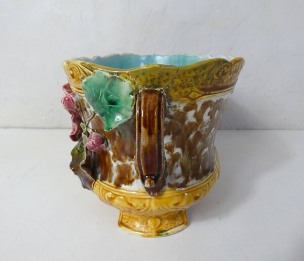 anciens cache-pots et jardinière faience barbotine