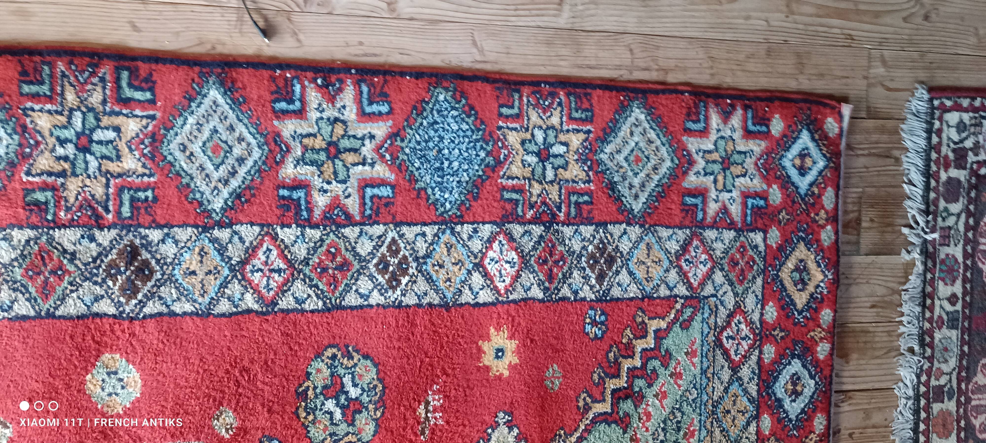 Tapis oriental de Rabbat Maroc, vintage des années 1970. Travail artisanal