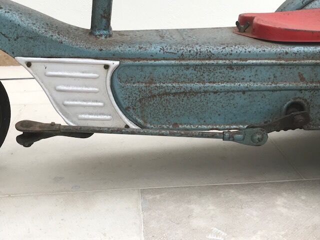 Children's cyclorowing tricycle 1950s