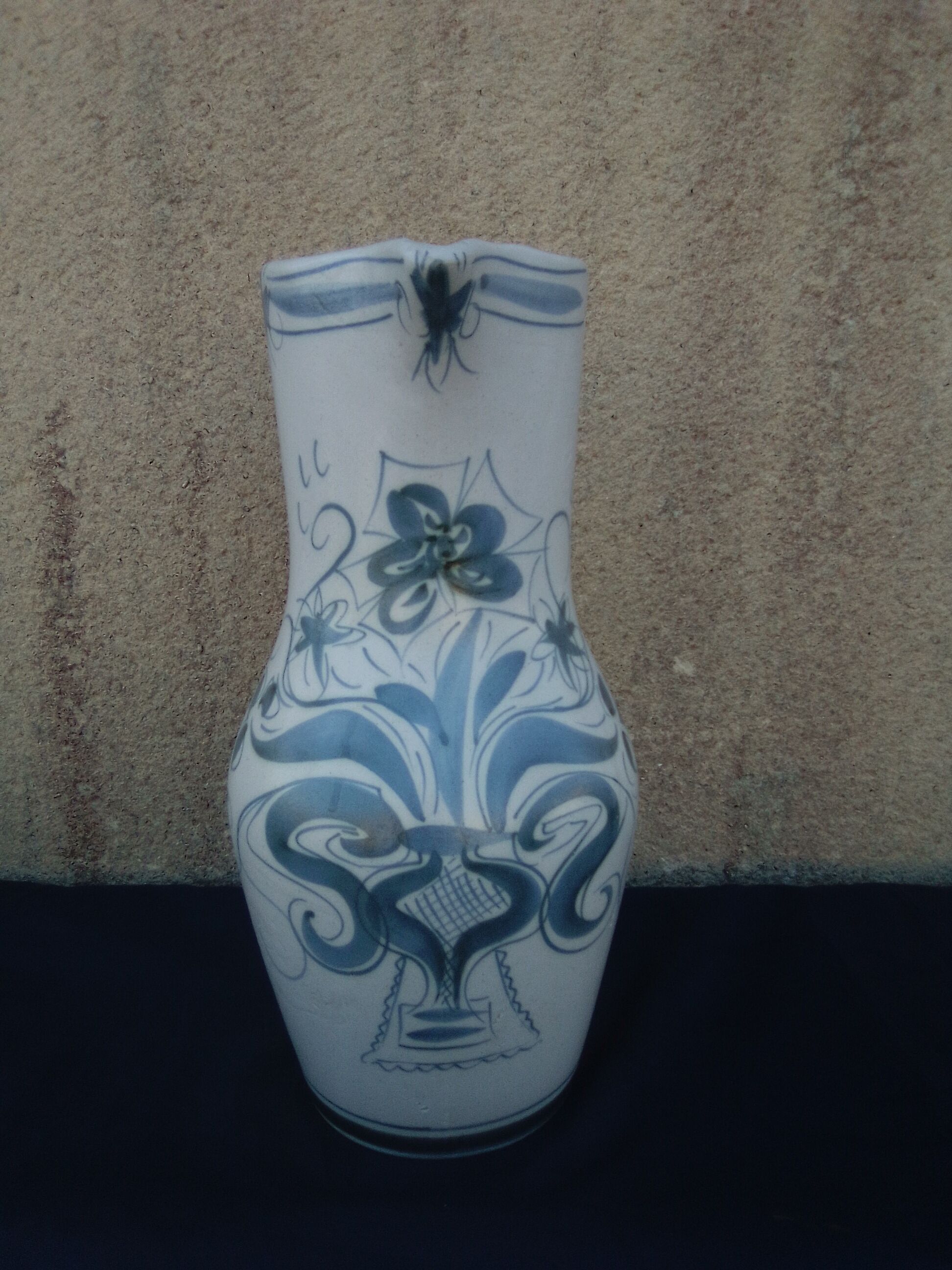Pitcher in Quimper keraluc earthenware H 29 cm