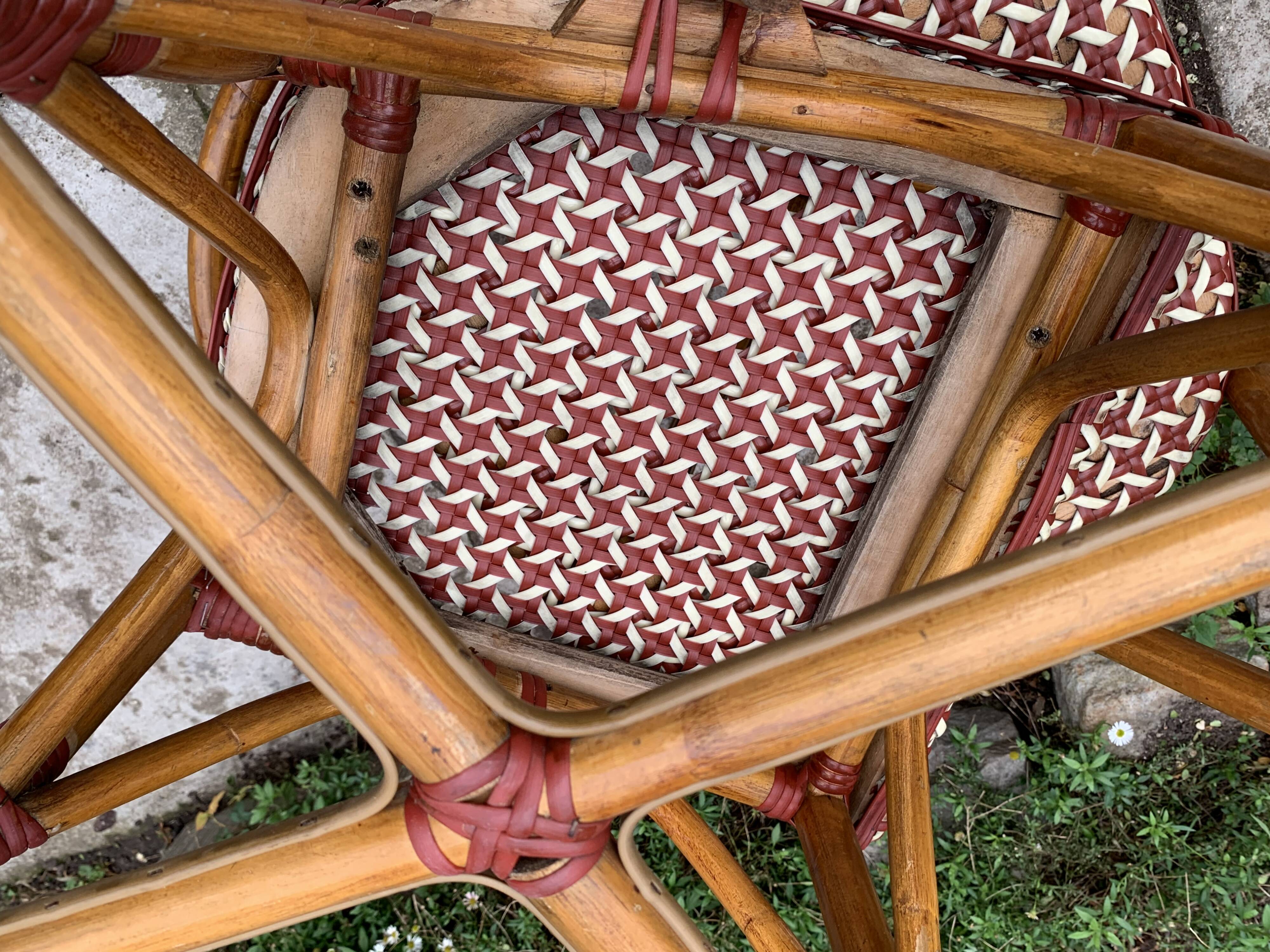 Paire d’anciennes chaises de bistrot terrasse