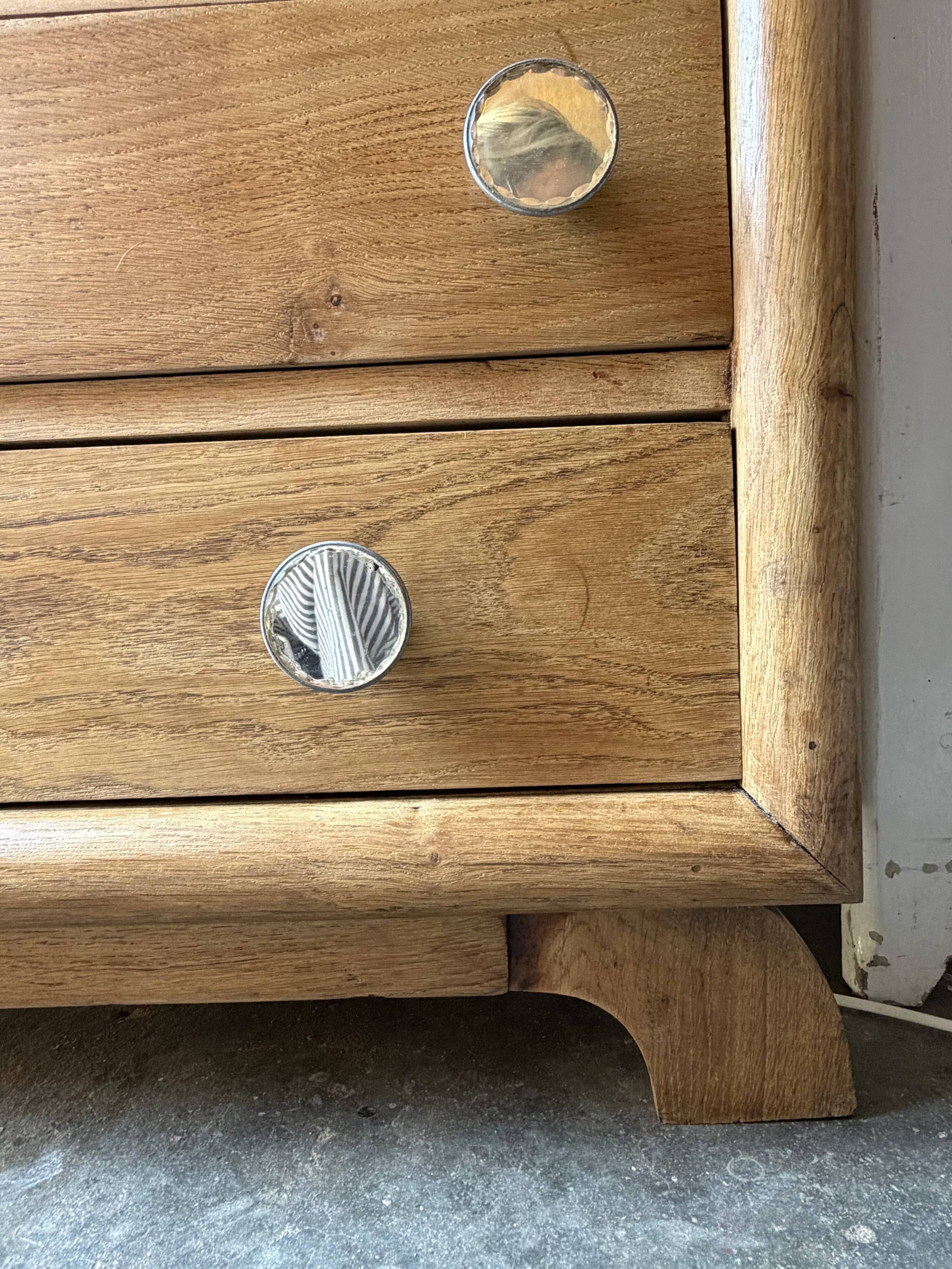 Commode asymétrique art déco chêne brut rénovée
