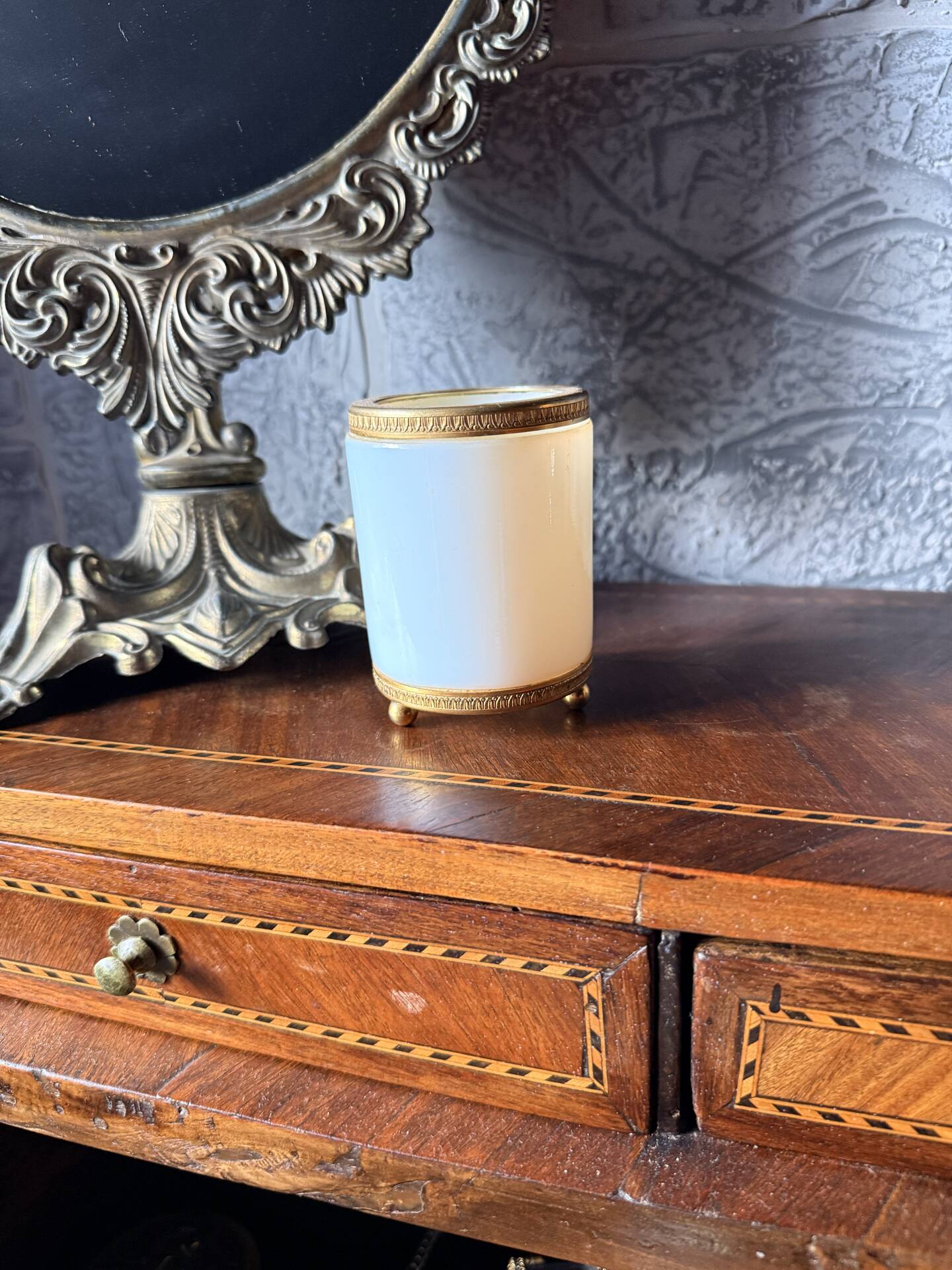 Rare vase/pot in white opaline and brass.