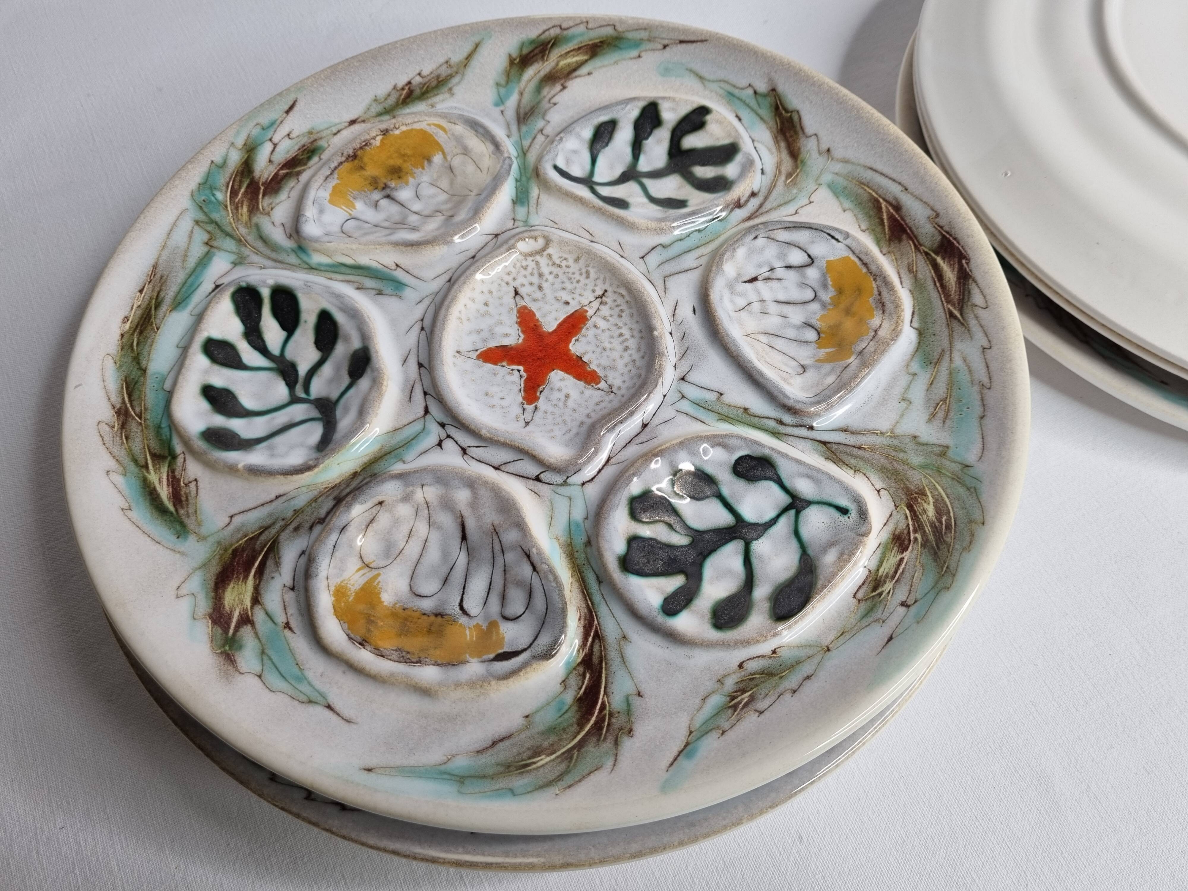 Set of 6 Pornic oyster plates, "PENEREF" model, hand painted, 25 cm