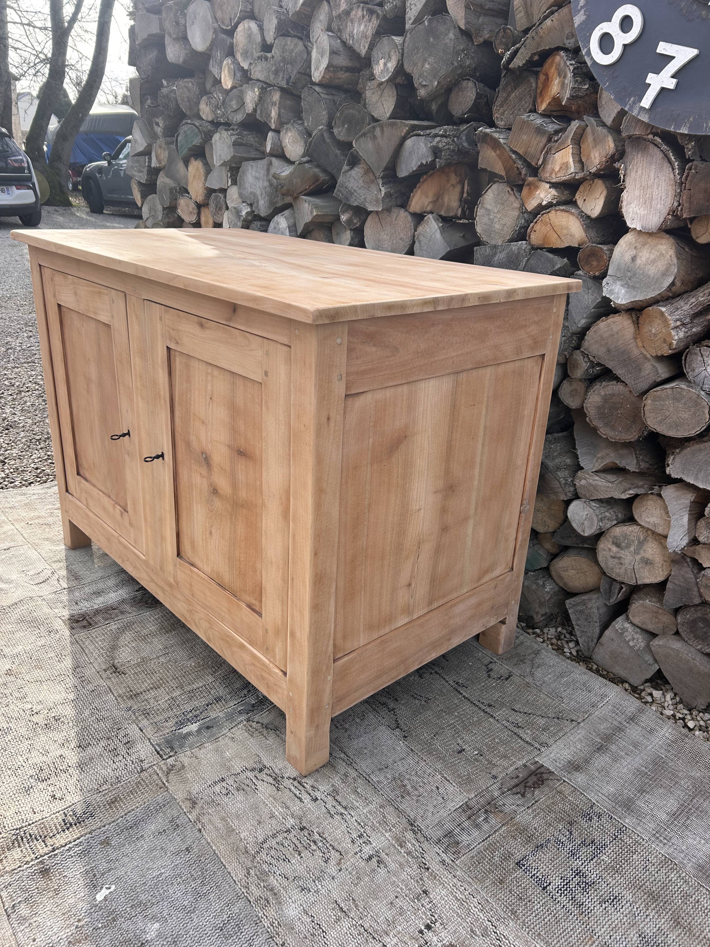 Massive renovated buffet