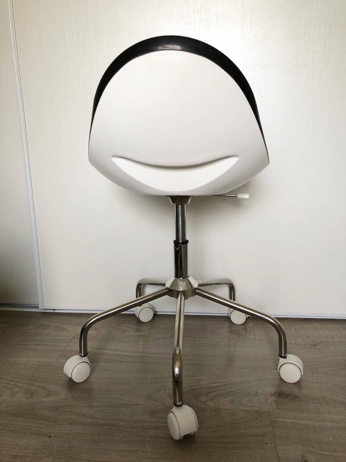 Vintage Italian Armet Greta chair