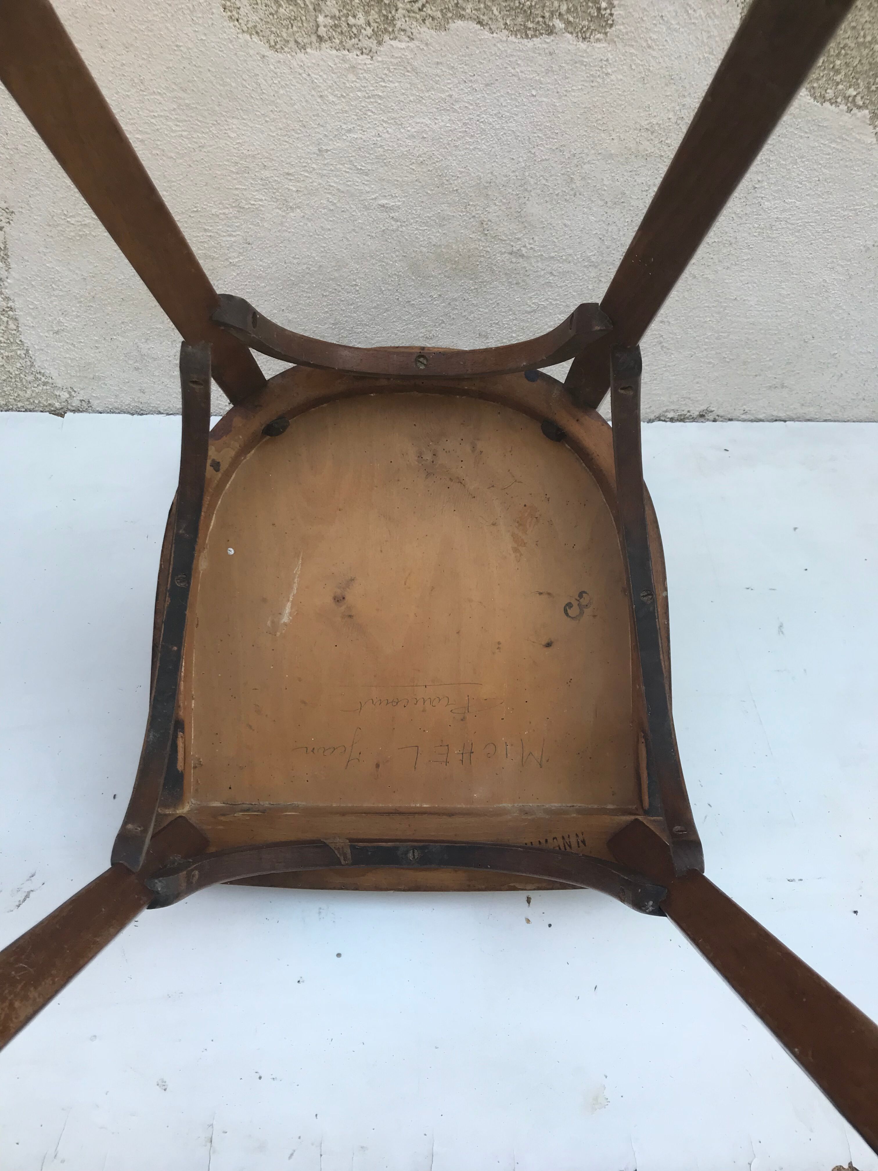 Serie de 4 chaises anciennes bistrot Baumann années 60