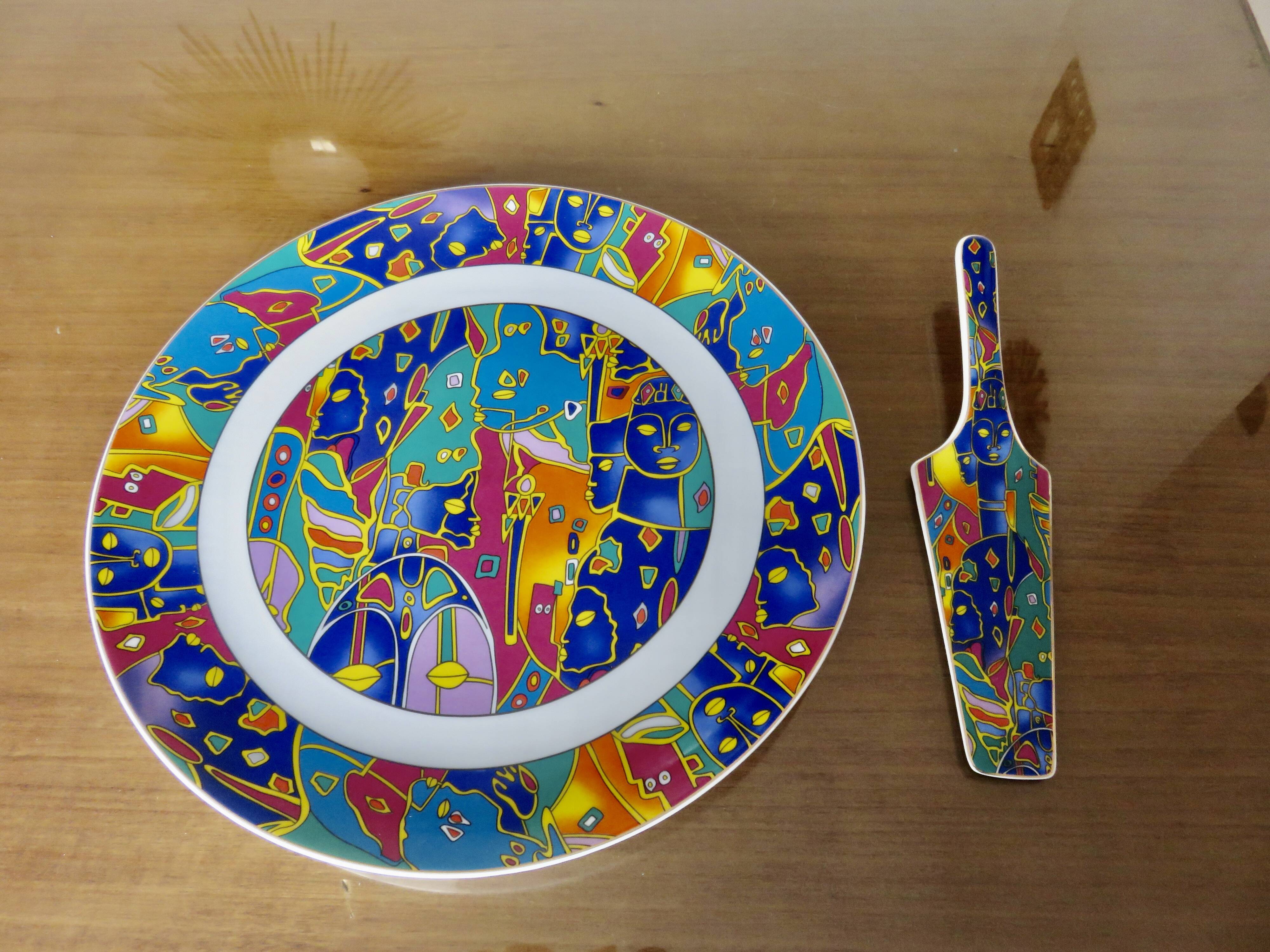 So French "Galion" pie dish with shovel, new in its original box