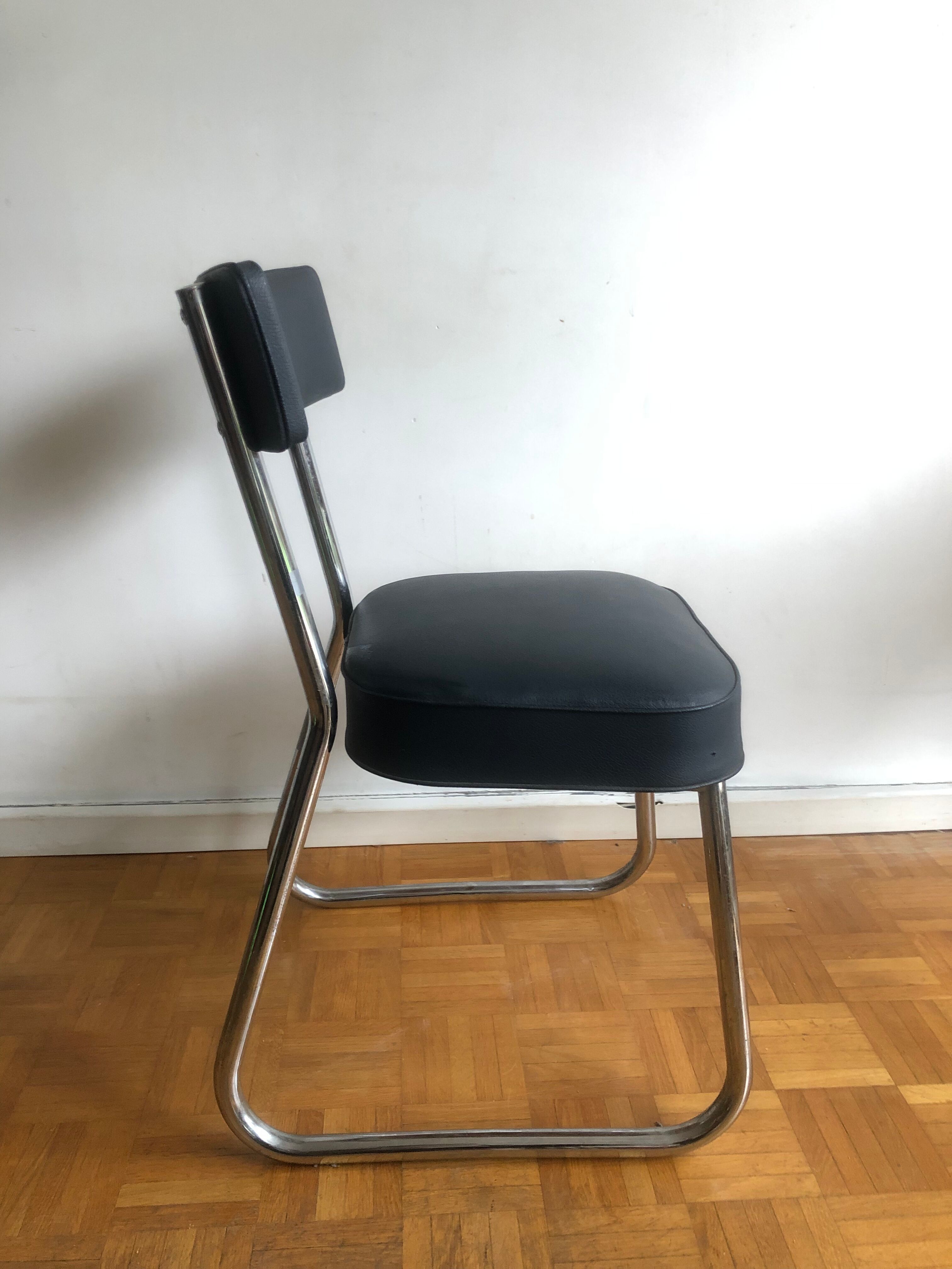Industrial office chair barrel 1960