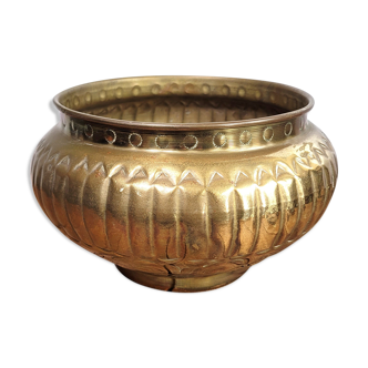Brass pot cover