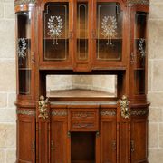 Buffet-vitrine Art nouveau aux putti, vers 1900