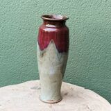 Vase en grés vernissé, signé, sang de boeuf