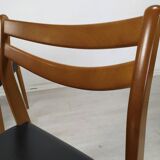 Series of 4 Scandinavian chairs