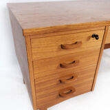Desk in teak of Danish design from the 1960