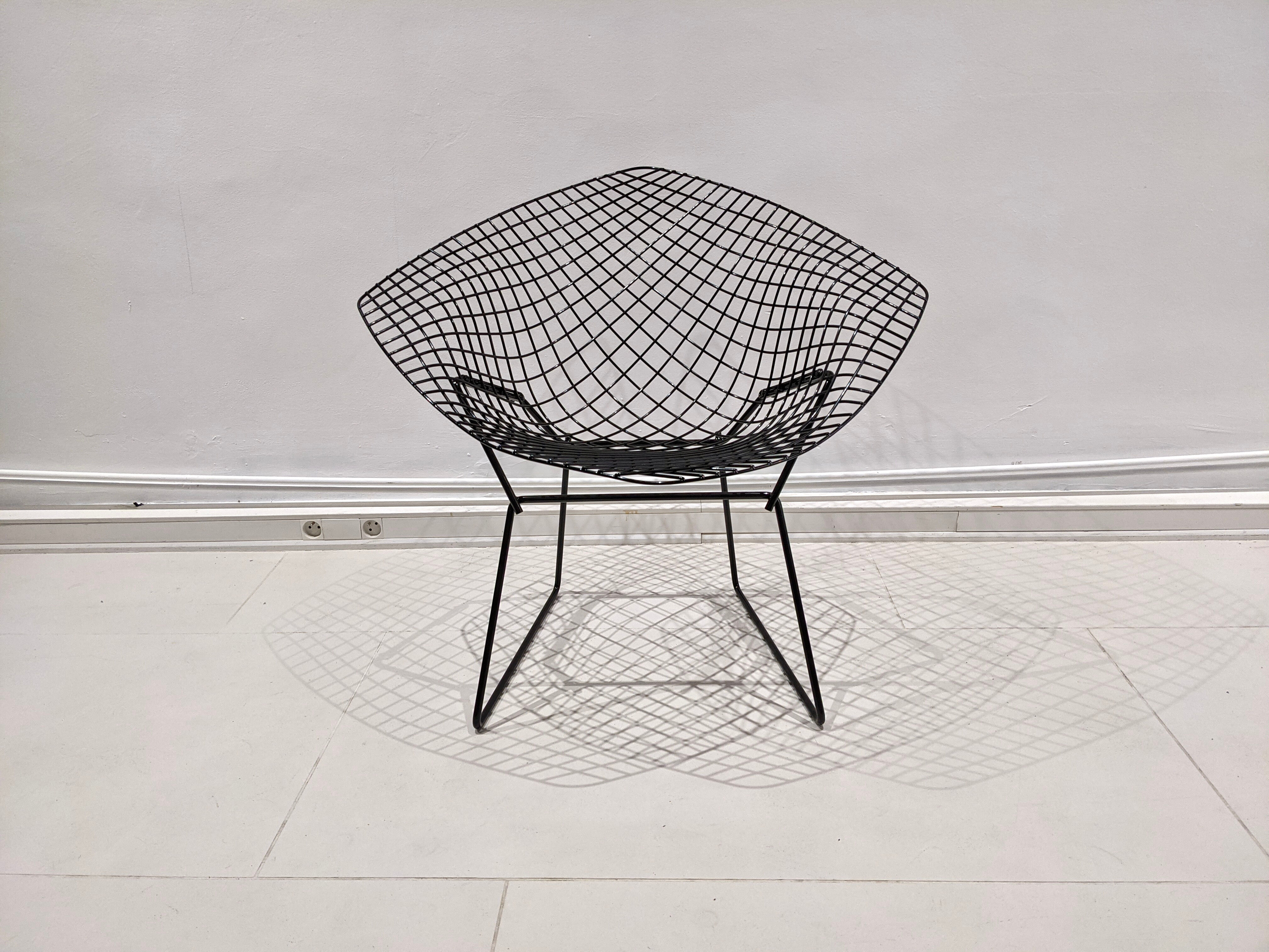 Harry Bertoia Diamond armhair