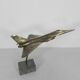 Sculpture en laiton d'un avion de chasse par François Melin